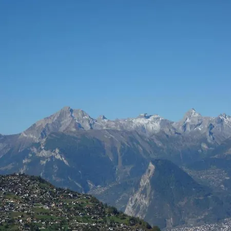 Charming With Balcony Apartment Veysonnaz