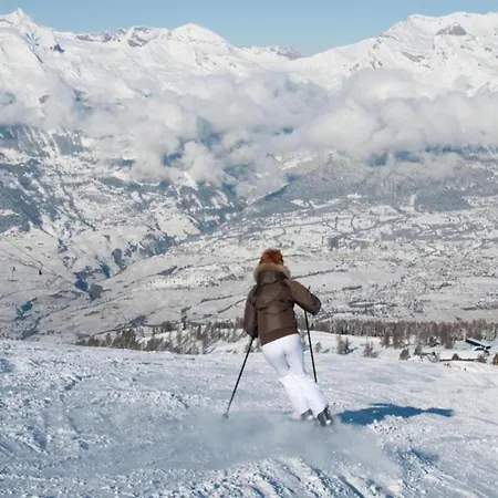 Charming With Balcony Apartment