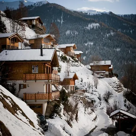 Charming With Balcony *